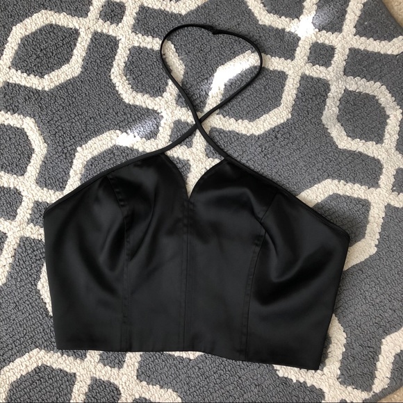 bebe Tops - Bebe crop top